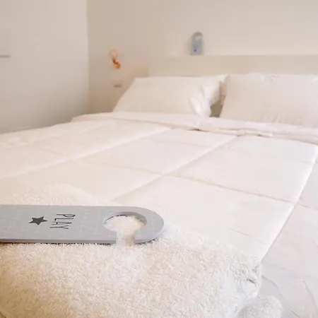 Allyoucantrip - La Nova Νάπολη