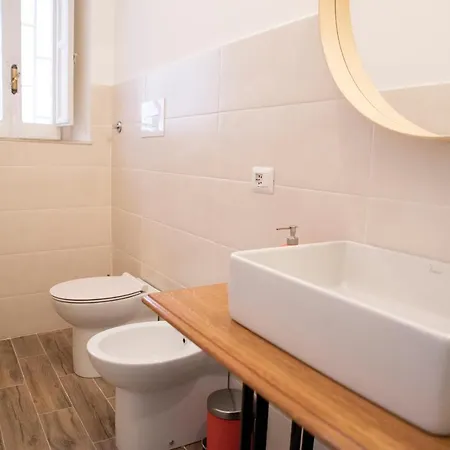 Allyoucantrip - La Nova Nápoles