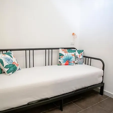 Pensionat Allyoucantrip - La Nova Neapel