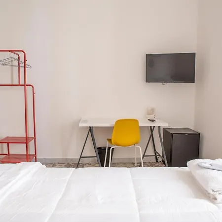 Allyoucantrip - La Nova Pensjonat Neapol