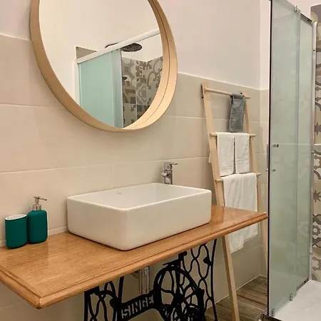 Πανσιόν Allyoucantrip - La Nova 4*