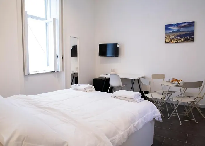 Allyoucantrip - La Nova 4* 나폴리