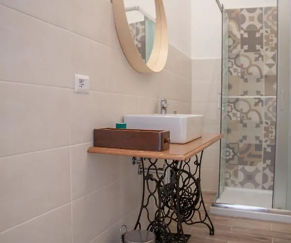 Allyoucantrip - La Nova 4* 나폴리