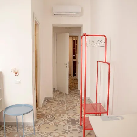 Allyoucantrip - La Nova 4* Неаполь