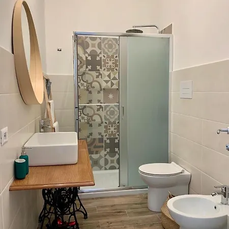 Guest house Allyoucantrip - La Nova